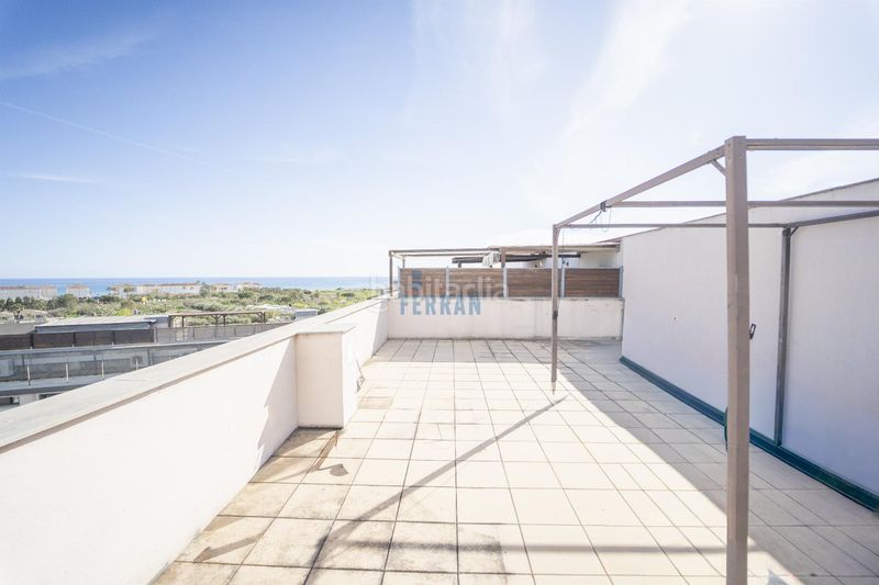 Foto fedb3d9d-e7c4-4b42-9add-413f7ef2a539. Àtic amb aparcament piscina a Bonavista Vendrell (El)