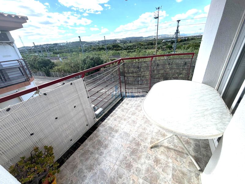 Foto 5b4dc990-58d5-4741-9531-9e6596dec447. Apartament amb piscina a Coma-ruga platja Coma-ruga