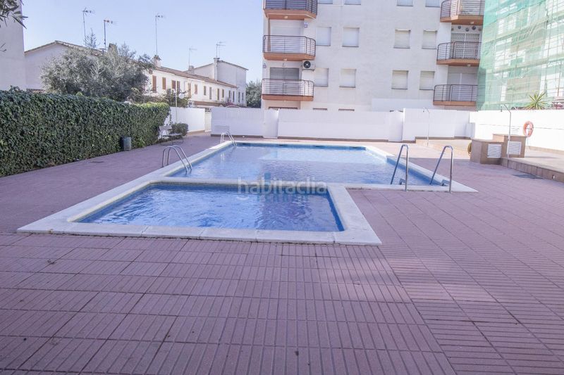 Foto 746f2428-a3e4-43c5-a0a6-311f864e4f6c. Apartament amb piscina a Coma-ruga platja Coma-ruga