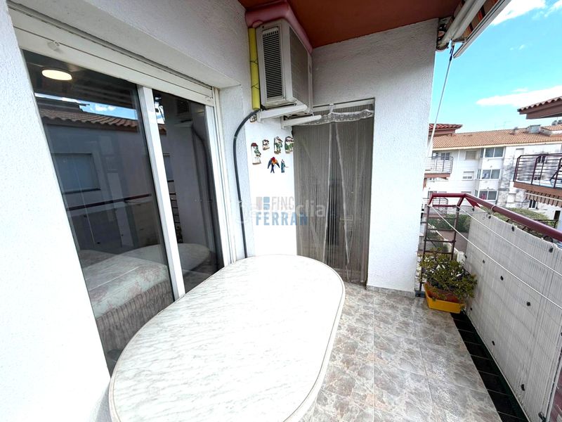 Foto c89b4bb4-2bda-4f18-b99a-acf75d59a622. Apartament amb piscina a Coma-ruga platja Coma-ruga