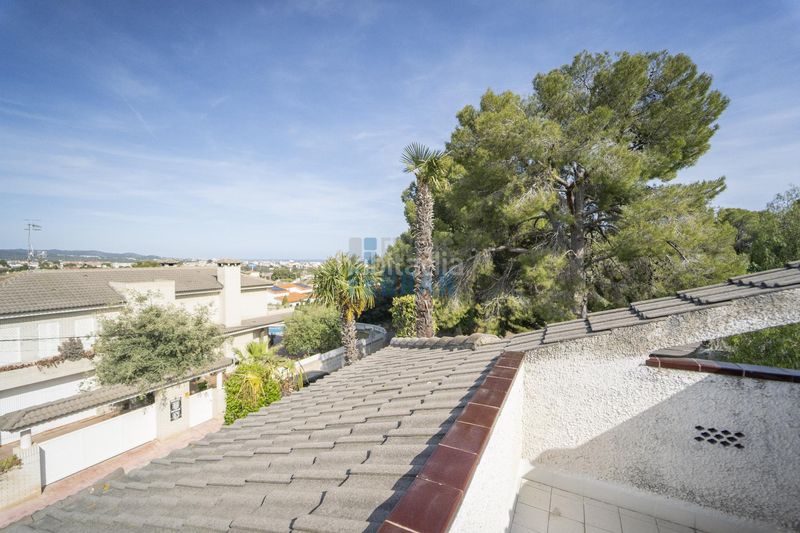 Foto 5562f1d8-e9fa-422f-8415-105a43b65029. Casa amb calefacció aparcament piscina a Els Masos - Els Garrofers Coma-ruga