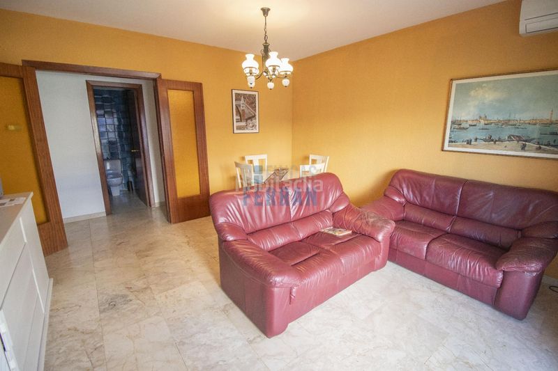 Foto 4193c17b-a848-4d69-9434-fc93c2e925a7. Apartament amb calefacció a Coma-ruga platja Coma-ruga