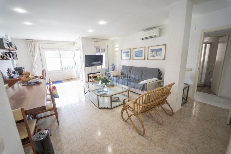 Foto 73b1f4f3-960d-48e9-9f08-faf1d182ba3e. Apartament amb aparcament a Coma-ruga platja Coma-ruga