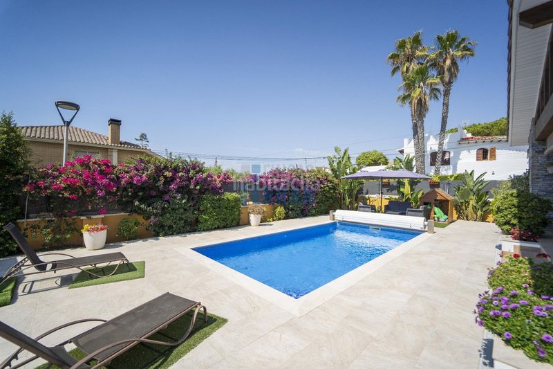 Foto ed5867f4-4643-4453-b488-aeeb1e9b78df. Casa amb calefacció aparcament piscina a Coma-ruga platja Coma-ruga