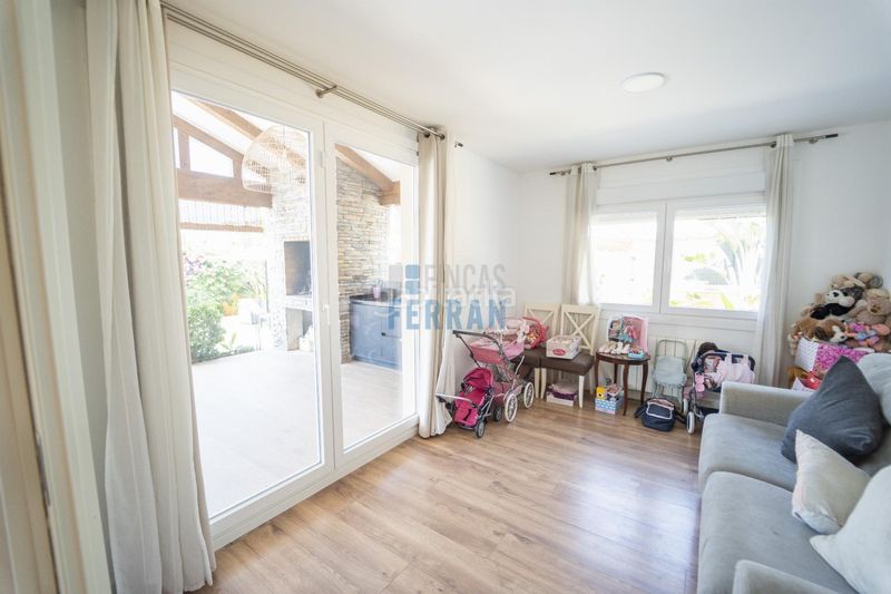 Foto fec5be70-d95f-4659-8113-ac6c6c221d95. Casa amb calefacció aparcament piscina a Coma-ruga platja Coma-ruga