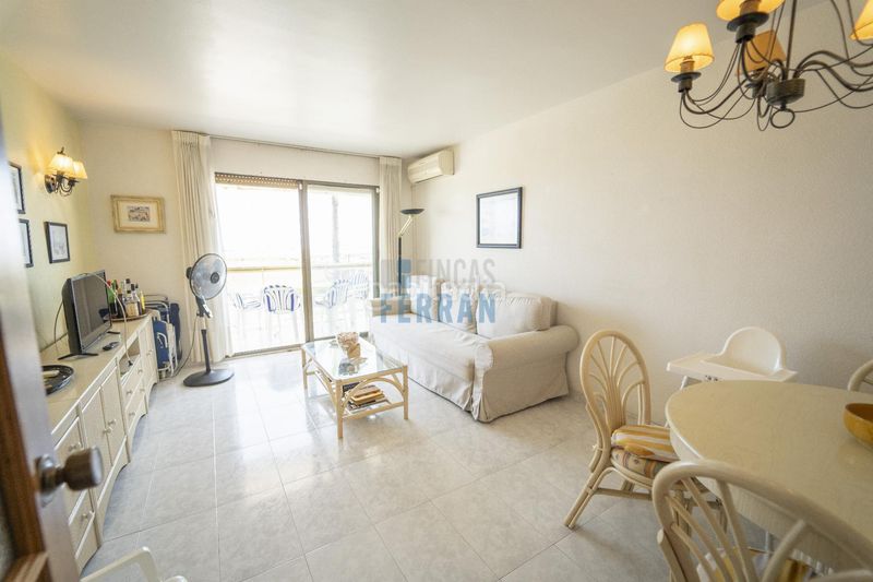Foto e57a127a-f682-4ca8-a17a-32996a3417e5. Apartament amb aparcament a Coma-ruga platja Coma-ruga