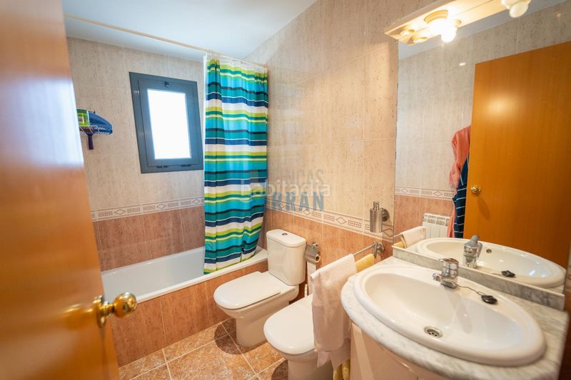 Foto 3905dfe9-eed7-4e19-b25b-b6909e812f95. Apartament amb calefacció aparcament piscina a Els Masos - Els Garrofers Coma-ruga