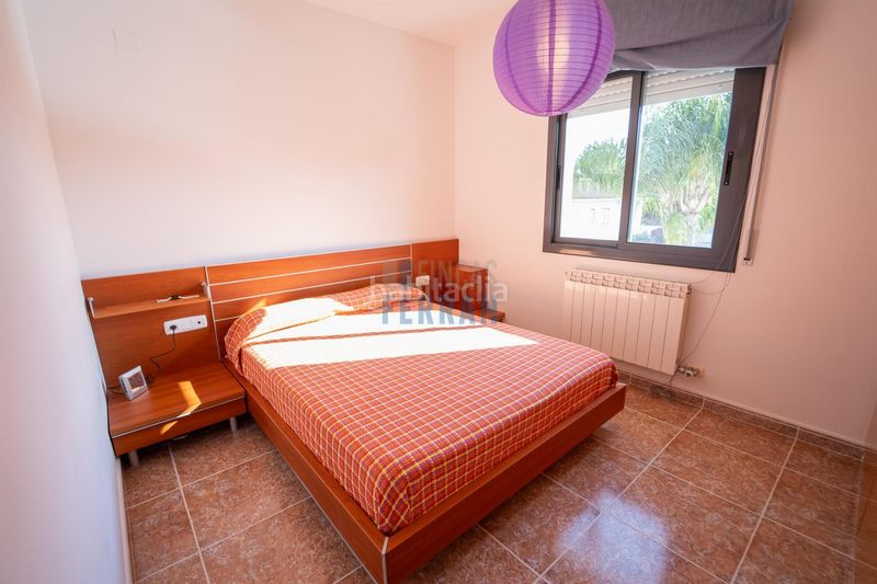 Foto fe1ae37c-9f5b-4cd4-b5cd-85806491538e. Apartament amb calefacció aparcament piscina a Els Masos - Els Garrofers Coma-ruga