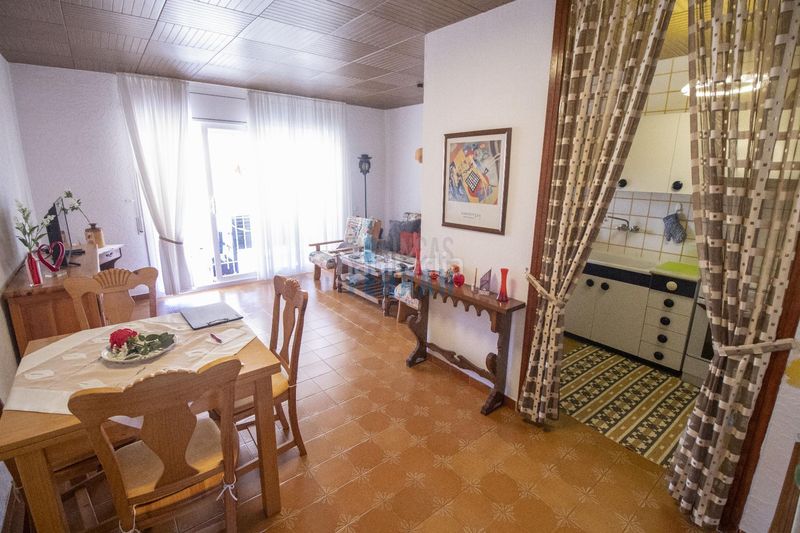 Foto 7e97a4c9-7e56-4cfc-afff-e2eb2d53e83f. Apartament amb aparcament a Coma-ruga platja Coma-ruga