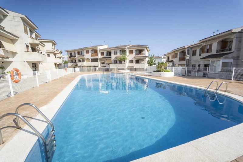 Foto 05bae96b-47e6-401e-a7d7-45482a47928a. Casa amb aparcament piscina a Coma-ruga platja Coma-ruga
