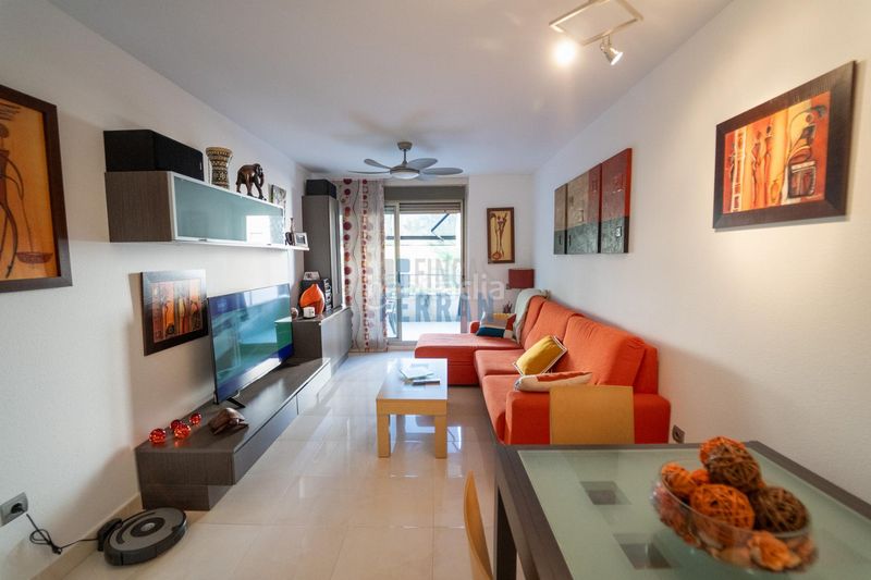 Foto 724b5c70-4b9b-431e-8541-dab3e8f2051a. Apartament amb aparcament piscina a Sant Salvador Coma-ruga