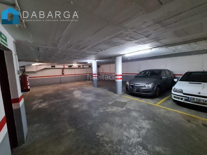 Foto f9a452b1-7d8a-42a4-aa38-968194dfea62. Aparcament cotxe a Ajuntament-Maragall Ripollet