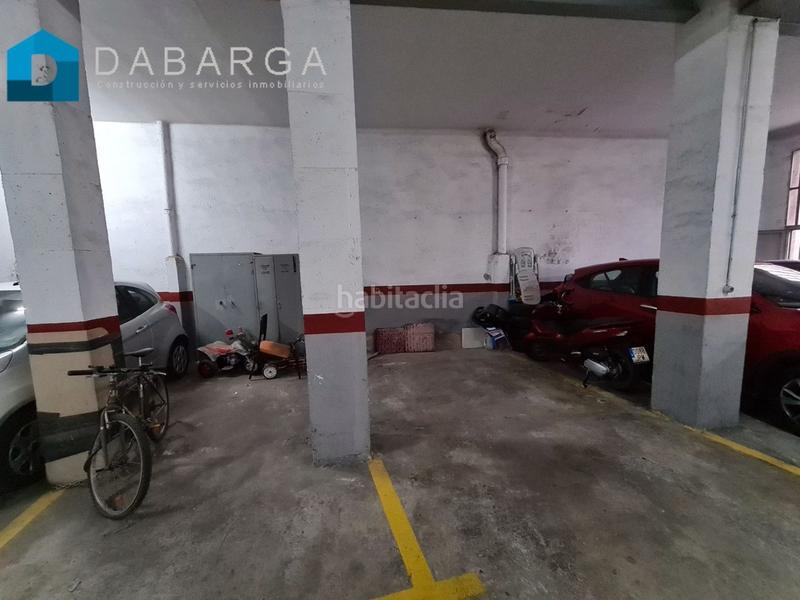Foto 36880295-f275-429f-af57-541e08825b93. Parking coche amplia plaza en calle maragall, para coche y motos en Ripollet