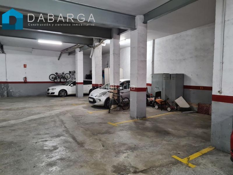 Foto f305fe25-93dd-485b-9673-f418fdb60e96. Parking coche amplia plaza en calle maragall, para coche y motos en Ripollet