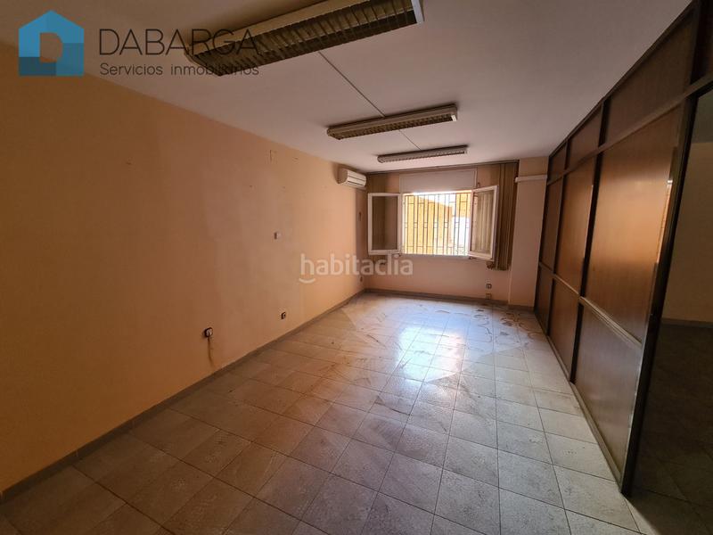Foto 03e354a6-0294-41d4-9b34-3b609e9b1919. Alquiler local comercial en Centre Ripollet