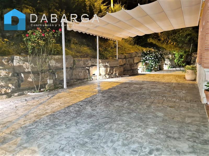 Foto 5e064efb-fcd6-4926-855c-73b594fe76a6. Casa a carrer vallès 8 a Cervelló