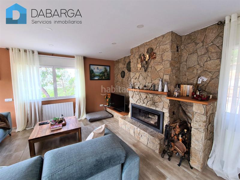 Foto 66085eaa-9fae-4f53-a6cb-2e2945b64b03. Casa a carrer vallès 8 a Cervelló