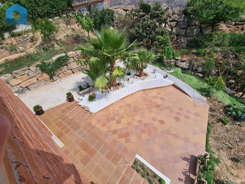 Foto b45925d9-8fdd-4ce5-aef0-ece32e40bff0. Casa a carrer vallès 8 a Cervelló