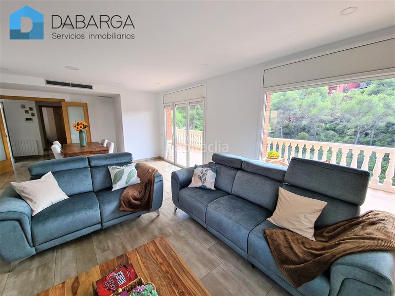 Foto fc548c00-ab1f-422b-968a-878fdc3034e4. Casa a carrer vallès 8 a Cervelló