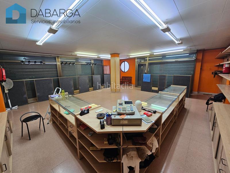 Foto c525ca4a-5862-4713-ac2b-32c6b78d1af2. Local comercial  rambla sant andreu en Ripollet