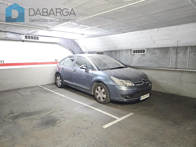 Foto df9bb280-f713-42e7-873e-9d696587dcf1. Aparcament cotxe a Ajuntament-Maragall Ripollet