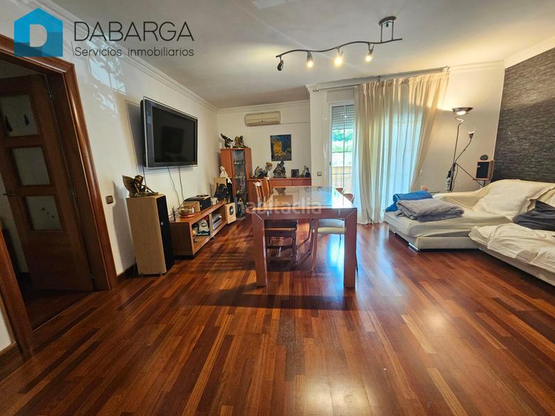 Foto 3f7aa7af-5711-4abd-a868-7a7b4a46b95b. Piso con terraza y posibilidad de local en Ajuntament-Maragall Ripollet