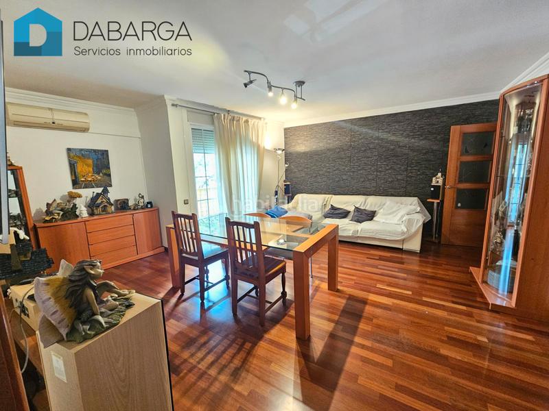 Foto 6e03eaf8-ac02-460b-8495-bba5ca79bb1b. Piso con terraza y posibilidad de local en Ajuntament-Maragall Ripollet