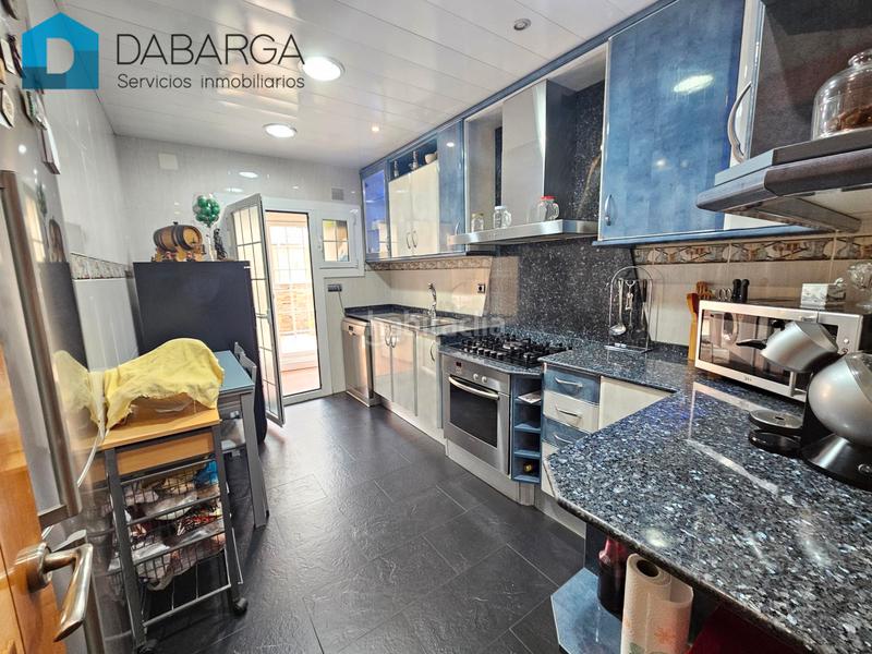 Foto b849ca45-fbed-4a3d-916c-1c76a2a8b7c6. Piso con terraza y posibilidad de local en Ajuntament-Maragall Ripollet