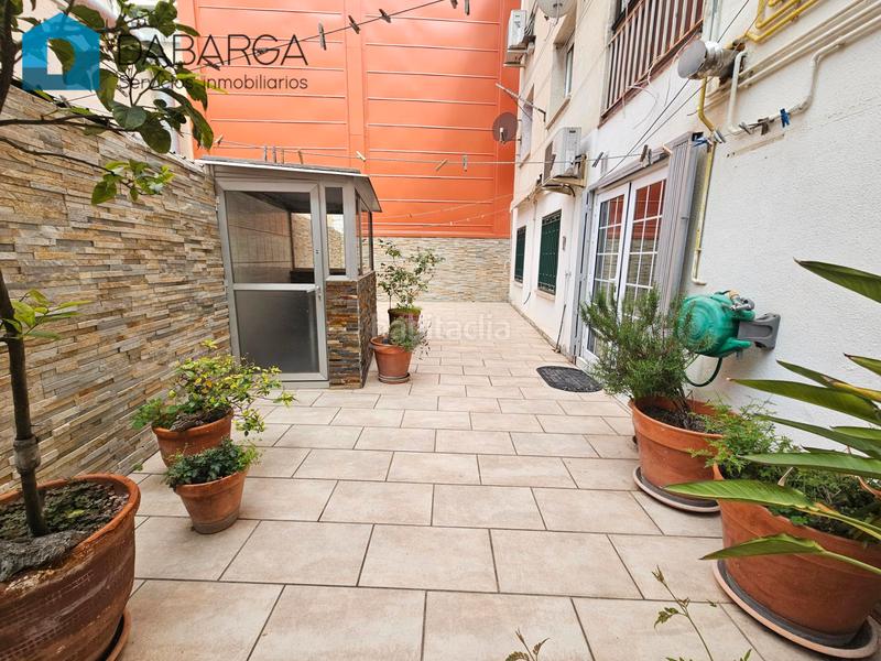 Foto d13da94c-a3be-4f88-97d1-2e4c753b2891. Piso con terraza y posibilidad de local en Ajuntament-Maragall Ripollet