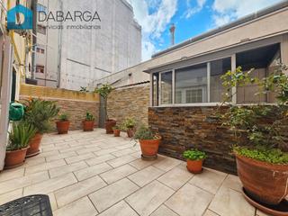 Pis a Ajuntament-Maragall. Con terraza y posibilidad de local