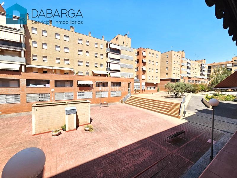 Foto 802d0598-38d5-4de4-af6c-33d30ef995ed. Piso exterior dúplex de 4 hab. + 2 baños con parking y trastero en Terrassa