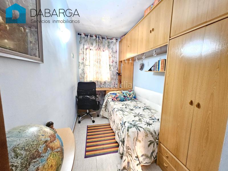 Foto c3d25c08-44eb-485c-9743-d619d6978c22. Piso exterior dúplex de 4 hab. + 2 baños con parking y trastero en Terrassa
