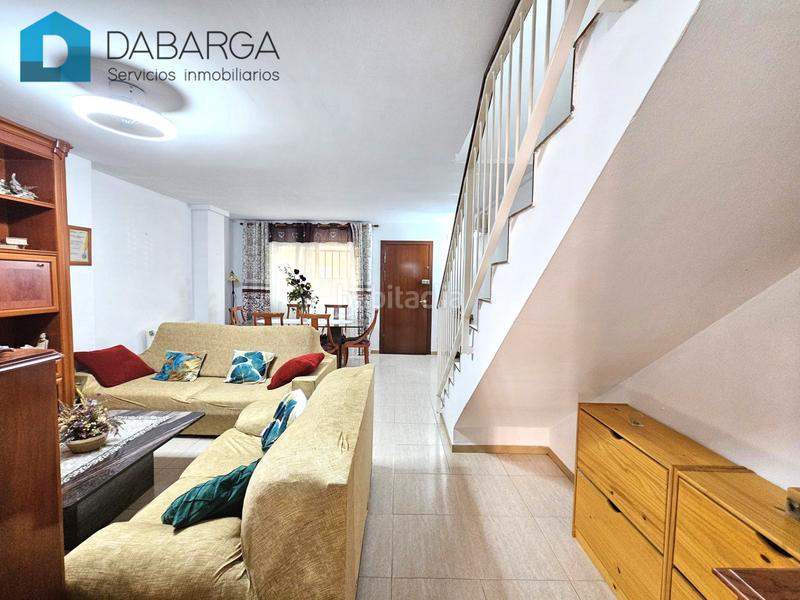 Foto c7c14159-9cbd-48b4-932b-8669479be25c. Piso exterior dúplex de 4 hab. + 2 baños con parking y trastero en Terrassa