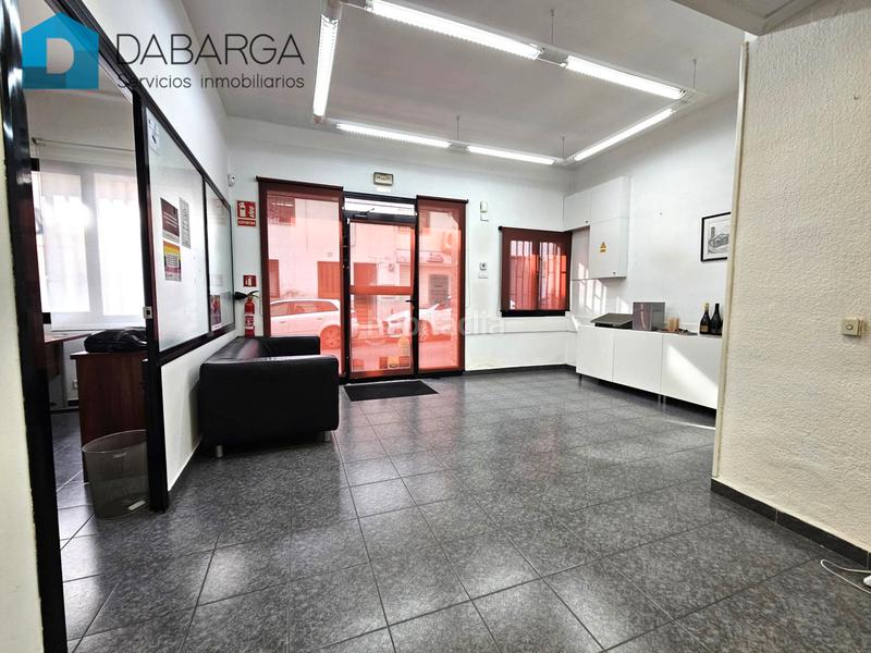 Foto be52e0a5-d8f1-4868-bf50-a95ec04419b6. Alquiler oficina local comercial centrico en Centre Ripollet