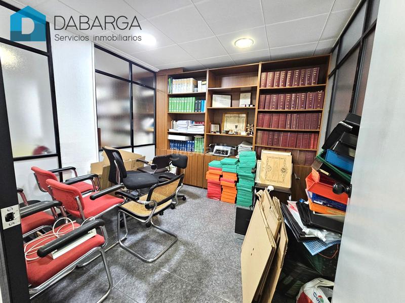 Foto d14d8c2c-520e-4cdc-a496-ae915ca6e04a. Rent office space in Centre Ripollet