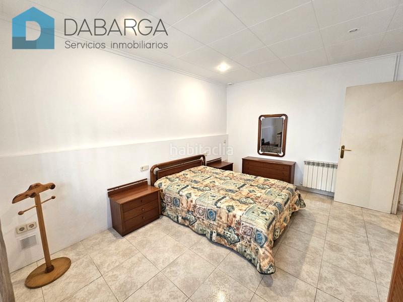 Foto 50c42a6b-5ce4-4415-bdd9-286259132fe0. Casa adossada amb calefacció aparcament a Centre Ripollet