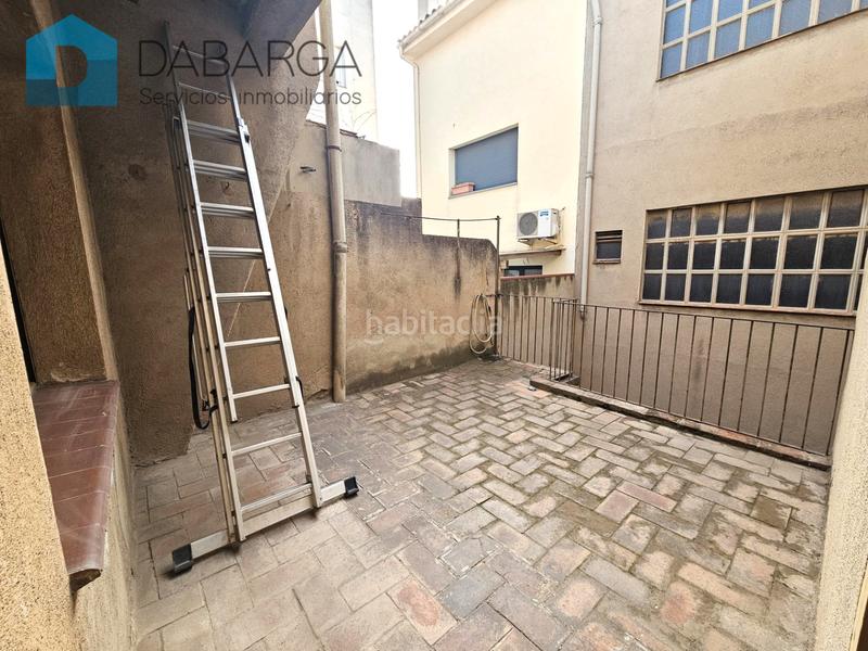 Foto 6cb92596-64f6-4ef4-9288-494b1544d5e8. Casa adossada amb calefacció aparcament a Centre Ripollet