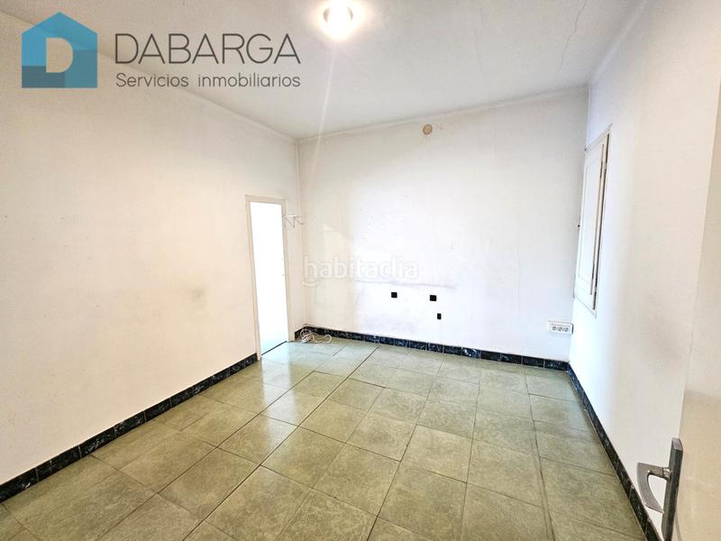 Foto b3e4e8b3-beef-413e-8f7c-257295e24c2e. Casa adossada amb calefacció aparcament a Centre Ripollet