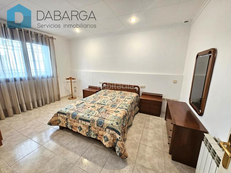 Foto d9b7fc9c-73f8-4621-8721-6199efeb2e94. Casa adossada amb calefacció aparcament a Centre Ripollet