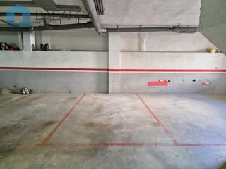 Lloguer Aparcament cotxe  Carrer serra de la salut. Alquiler parking casco antiguo