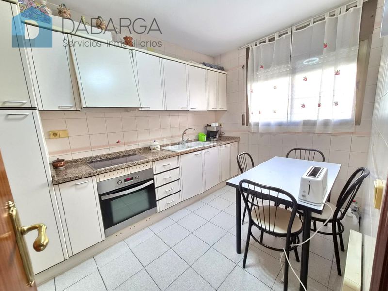 Foto 52b615b2-fcef-4c1f-b9bf-6a81c6da2a61. Casa amb aparcament a Can Clos-Pinetons Ripollet