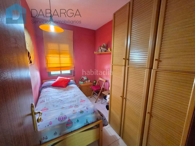 Foto cc06fbc9-f80a-44ae-8783-bfffa849399c. Casa amb aparcament a Can Clos-Pinetons Ripollet