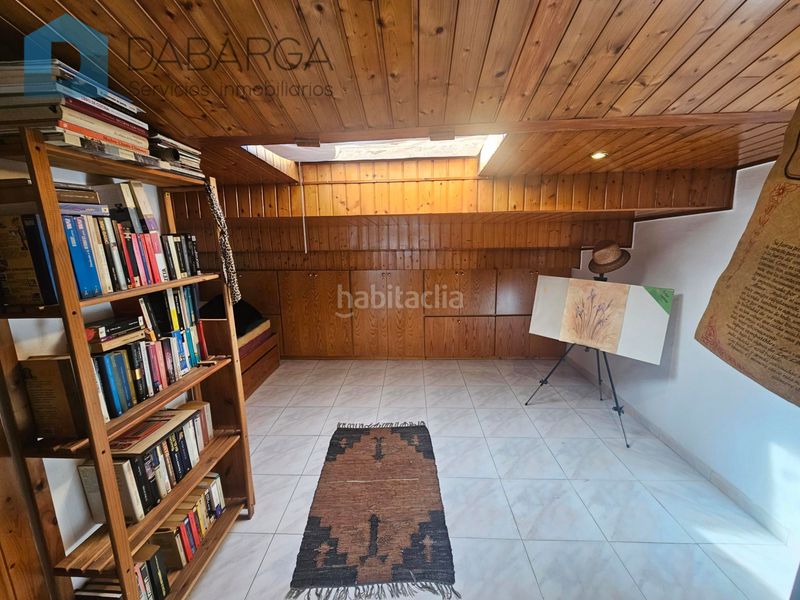 Foto f60d3100-00e7-410e-a151-c650841b354c. Casa amb xemeneia calefacció aparcament a Centre Ripollet