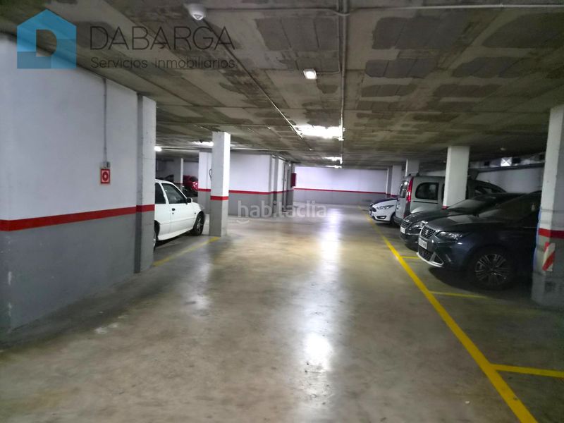 Foto f2026c4a-7734-48c6-aa01-ffdead69b465. Aparcament cotxe a Centre Ripollet
