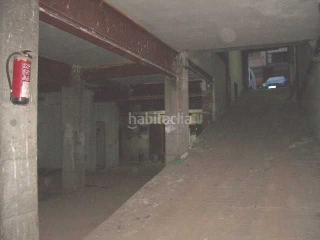 Foto 6a16c19f-9fe5-492c-84a1-ac161b6d53a9. Local comercial a Santa Rosa Santa Coloma de Gramenet