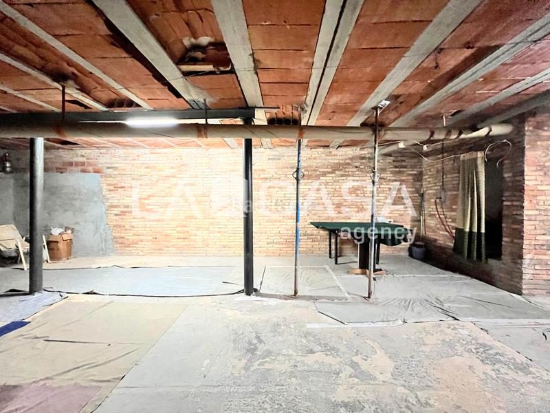 Foto 92404ba0-b155-406d-b141-3181fbc281fd. Local comercial a La Salut Badalona