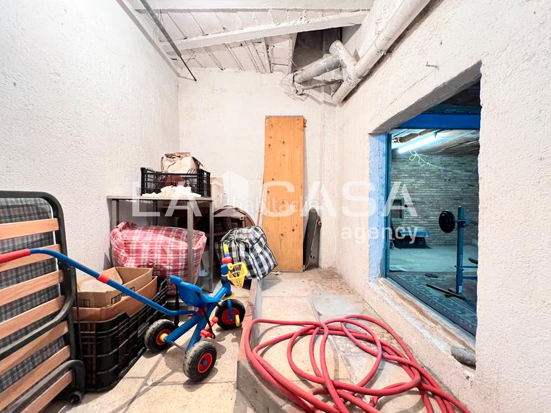 Foto 96096864-f021-4ed2-b6bd-938541a9d246. Local comercial a La Salut Badalona