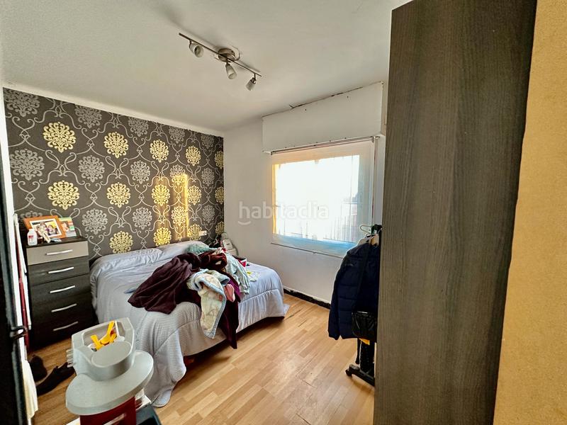Foto 05e821d6-a9c1-450a-aa50-e4f7d7409298. Piso finca en venta en singuerlín en Guinardera Santa Coloma de Gramenet
