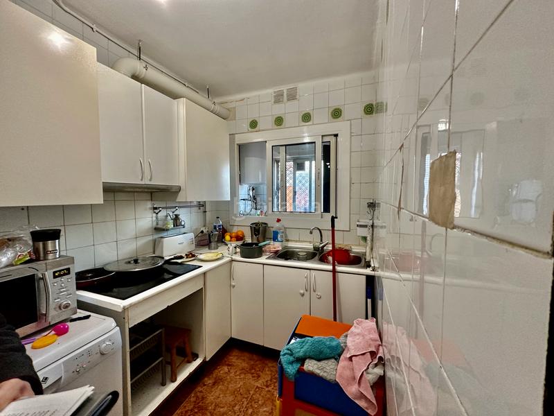 Foto 231bcdb5-0c24-4742-aa7b-6603ee80ac21. Piso finca en venta en singuerlín en Guinardera Santa Coloma de Gramenet