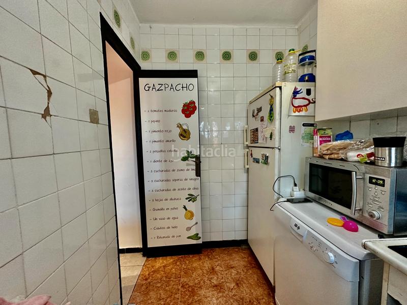 Foto 50bde090-fc96-41f6-abde-cec1814e00b3. Piso finca en venta en singuerlín en Guinardera Santa Coloma de Gramenet